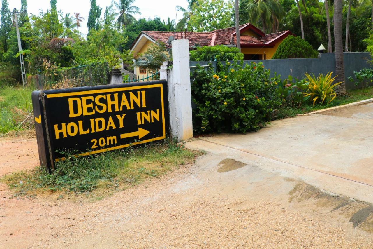 Deshani Holiday Inn Dambulla Bagian luar foto